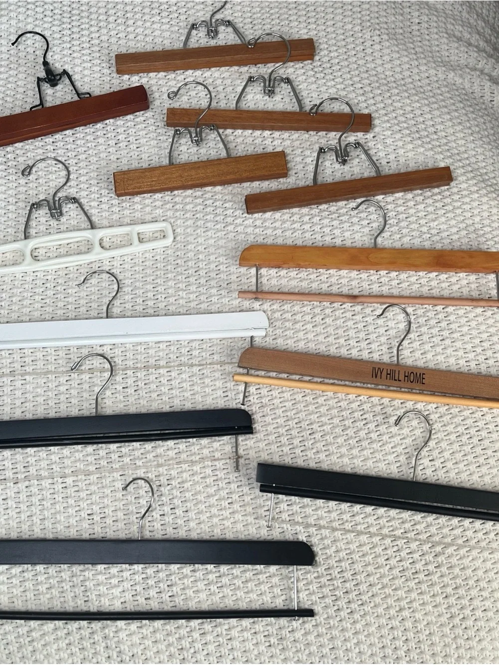 Wooden Hangers/Plastic Hangers Pants Skirts Clamps Lot Of 12 Various Sizes